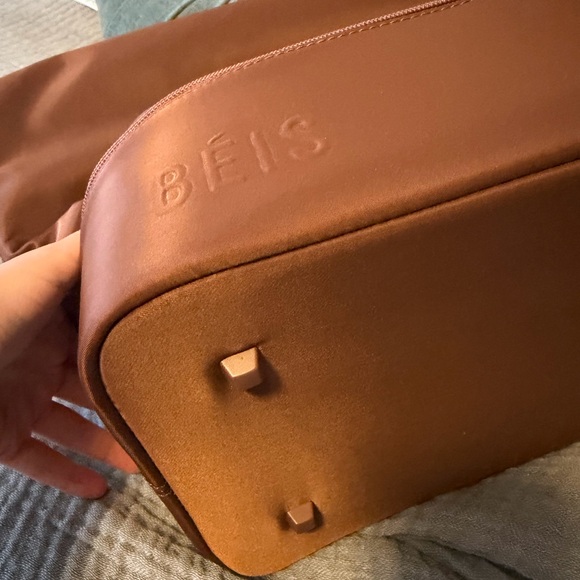 BEIS Crescent Weekender in Maple - Picture 2 of 5